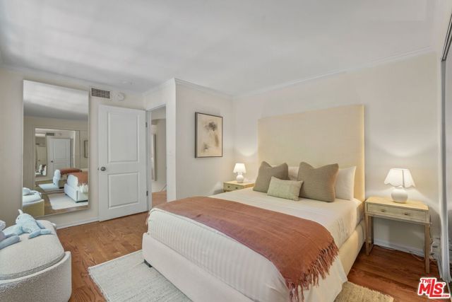 6609 Whitley Terrace, Los Angeles, CA 90068
