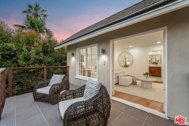 6609 Whitley Terrace, Los Angeles, CA 90068