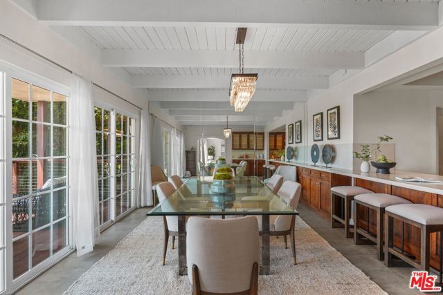 6609 Whitley Terrace, Los Angeles, CA 90068
