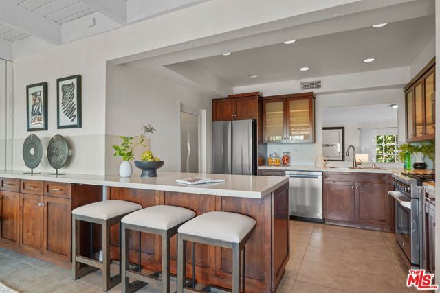 6609 Whitley Terrace, Los Angeles, CA 90068