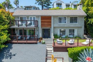6609 Whitley Terrace, Los Angeles, CA 90068