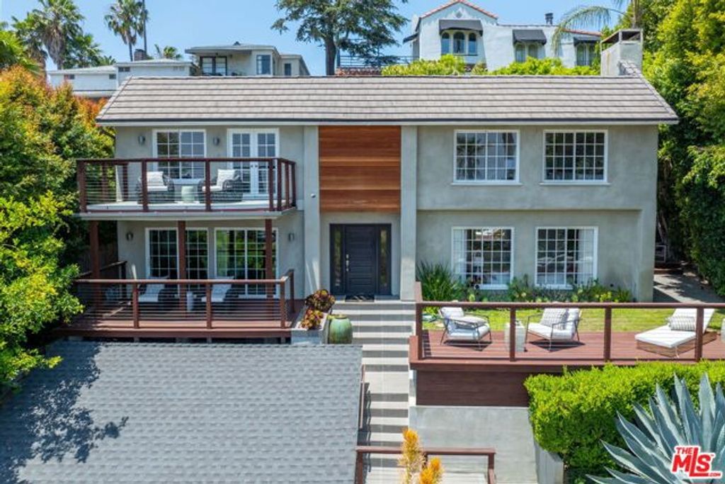 6609 Whitley Terrace, Los Angeles, CA 90068