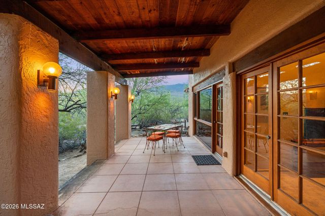 13785 E Camino Cartamo, Tucson, AZ 85749