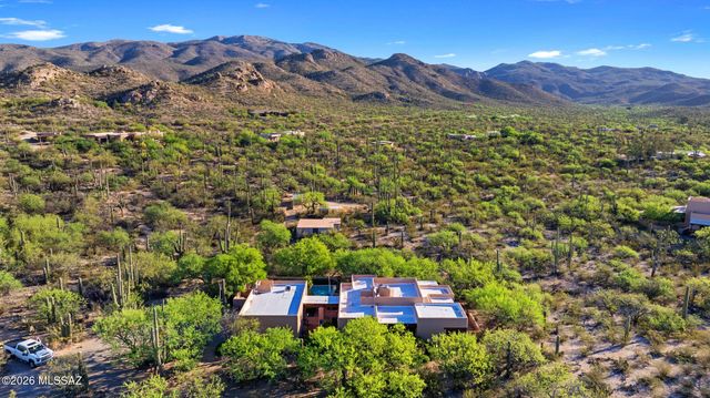 13785 E Camino Cartamo, Tucson, AZ 85749