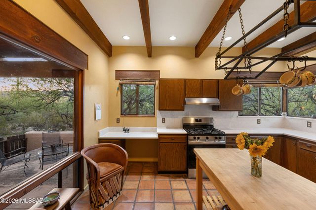 13785 E Camino Cartamo, Tucson, AZ 85749