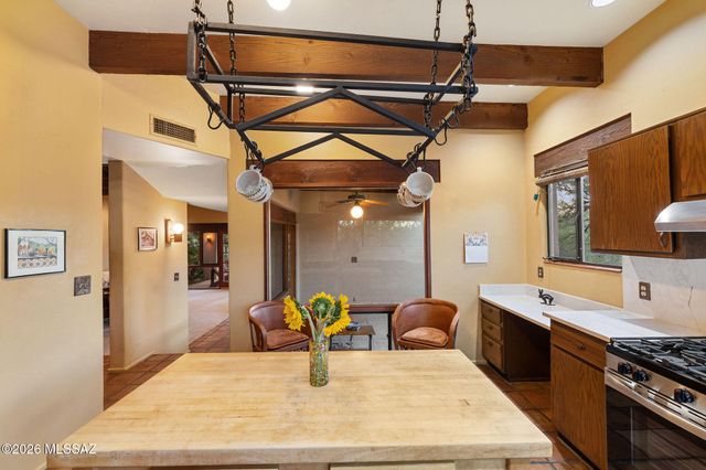 13785 E Camino Cartamo, Tucson, AZ 85749