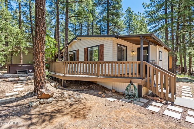 17445 S SAN CARLOS Drive, Munds Park, AZ 86017