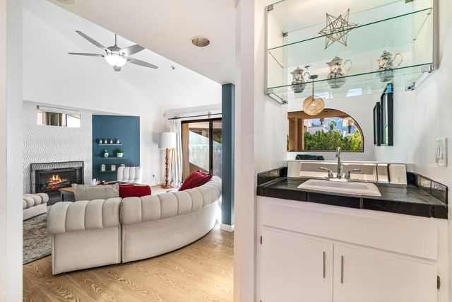 477 Village Square E, Palm Springs, CA 92262