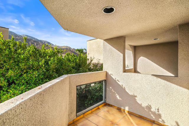 477 Village Square E, Palm Springs, CA 92262