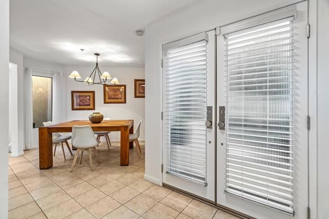 477 Village Square E, Palm Springs, CA 92262