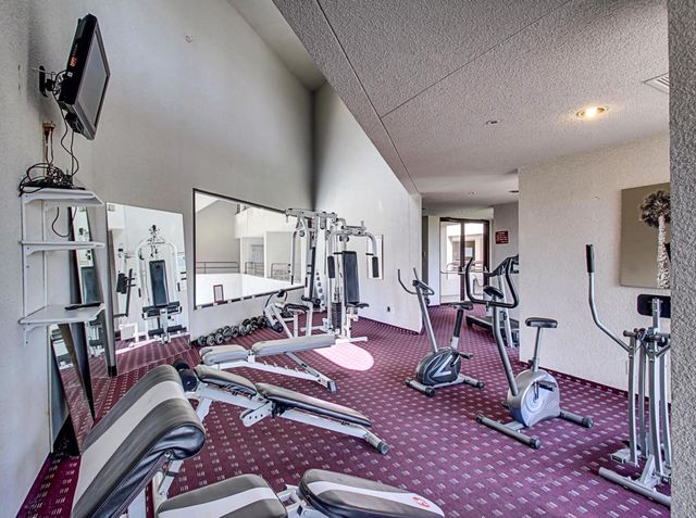 477 Village Square E, Palm Springs, CA 92262