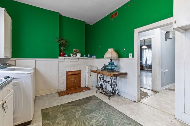 104 3rd Ave, Columbia, TN 38401
