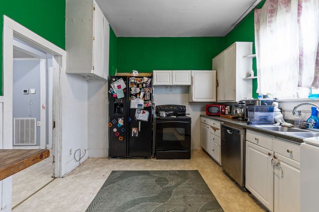 104 3rd Ave, Columbia, TN 38401