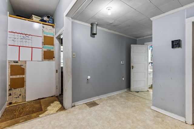 104 3rd Ave, Columbia, TN 38401