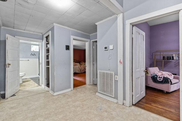 104 3rd Ave, Columbia, TN 38401