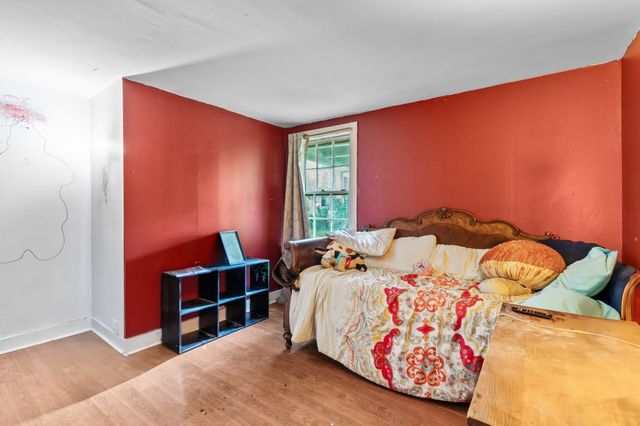 104 3rd Ave, Columbia, TN 38401