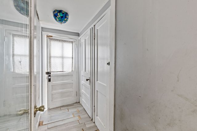 104 3rd Ave, Columbia, TN 38401