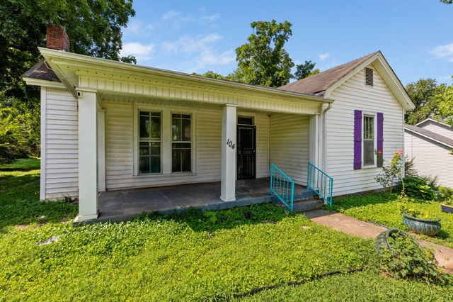 104 3rd Ave, Columbia, TN 38401