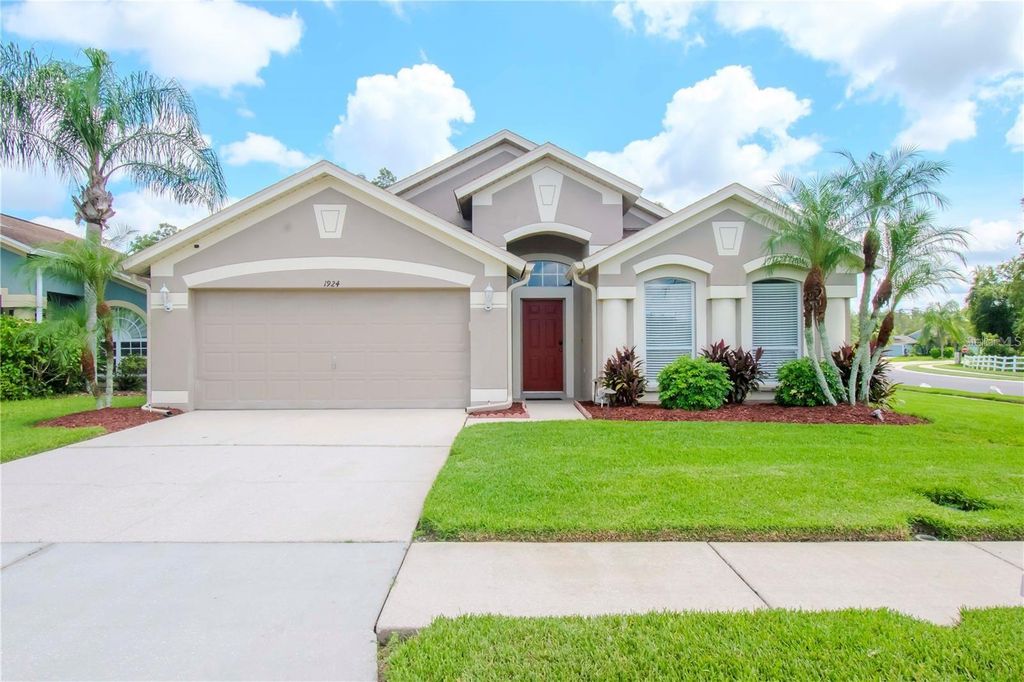 1924 GRENVILLE COURT, Wesley Chapel, FL 33543
