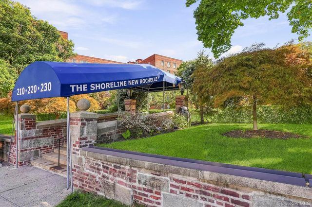 220 Pelham Road 2C, New Rochelle, NY 10805