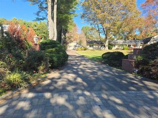 24 Rolling Hill Road, Old Westbury, NY 11568