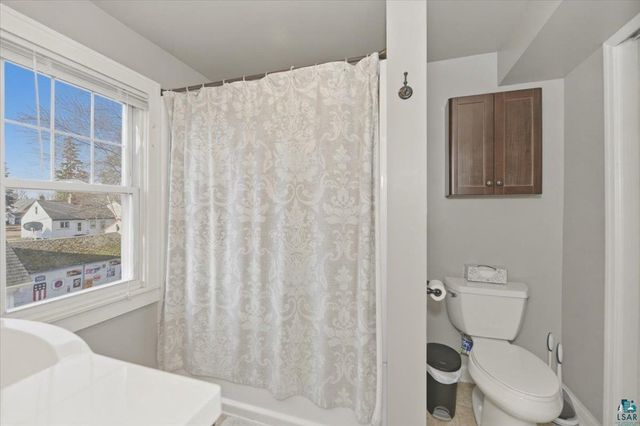 2201 Cumming Ave, Superior, WI 54880