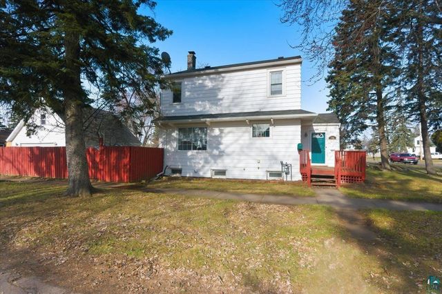 2201 Cumming Ave, Superior, WI 54880