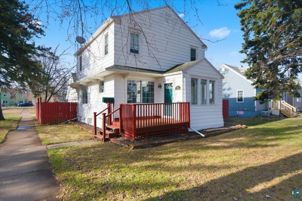 2201 Cumming Ave, Superior, WI 54880