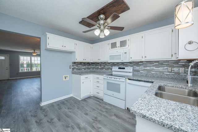 508 Sierra Ridge Court, Moore, SC 29369