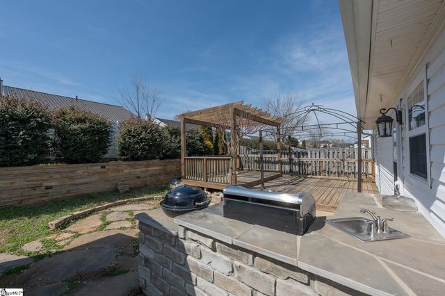 508 Sierra Ridge Court, Moore, SC 29369