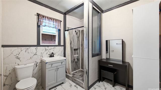 1068 Kinau Street B, Honolulu, HI 96814