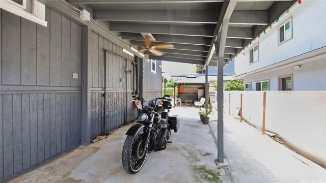 1068 Kinau Street B, Honolulu, HI 96814