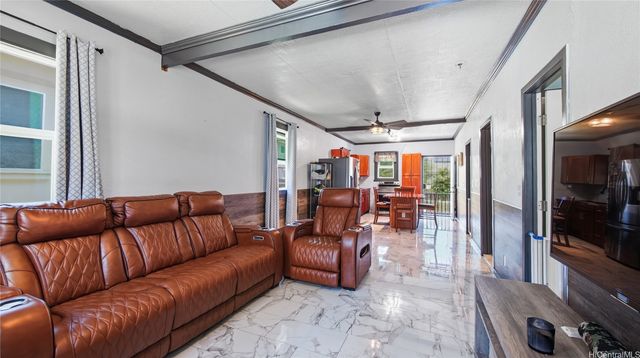 1068 Kinau Street B, Honolulu, HI 96814