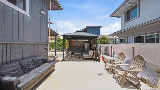 1068 Kinau Street B, Honolulu, HI 96814