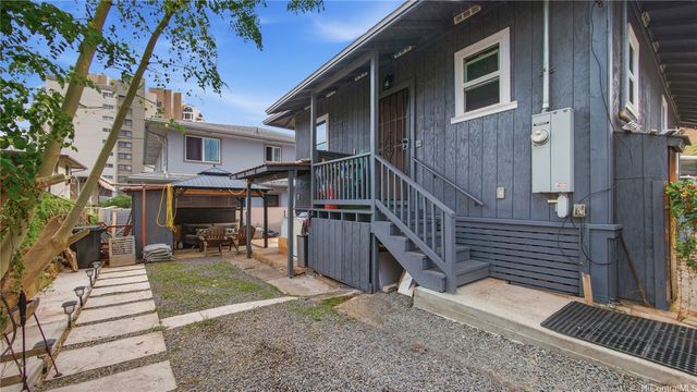 1068 Kinau Street B, Honolulu, HI 96814