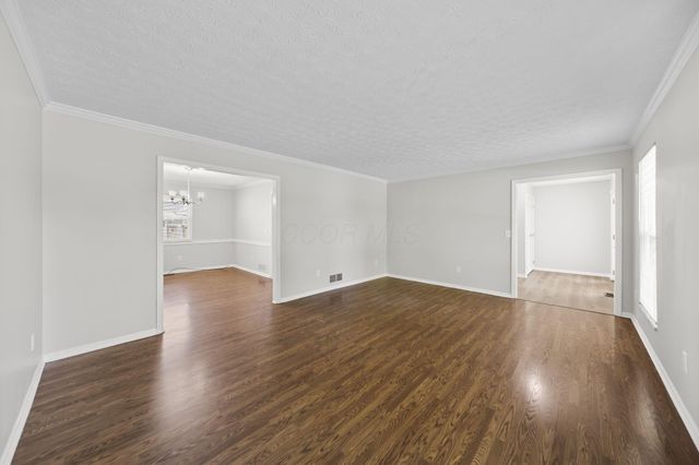 1734 Ramblewood Avenue, Columbus, OH 43235