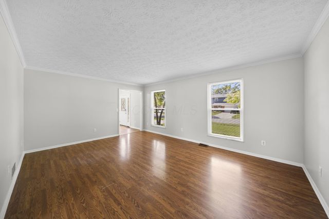1734 Ramblewood Avenue, Columbus, OH 43235