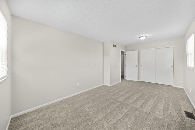 1734 Ramblewood Avenue, Columbus, OH 43235