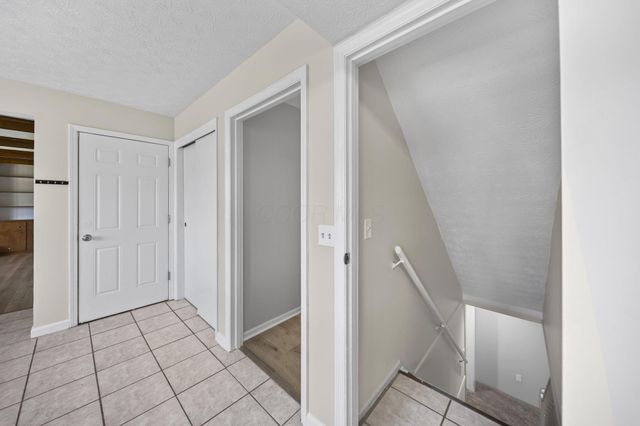 1734 Ramblewood Avenue, Columbus, OH 43235