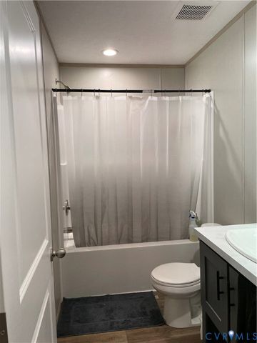 74 Russells Run, Hague, VA 22469