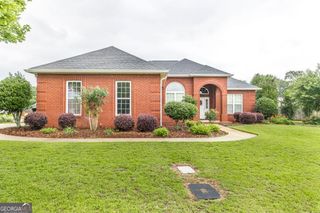 201 Loudon Hill Drive, Warner Robins, GA 31088