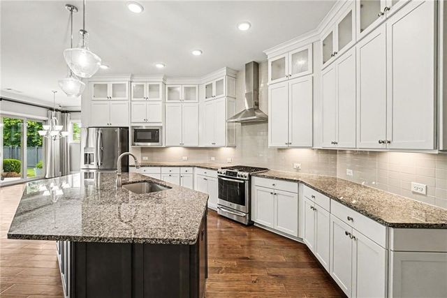 105 Sheridan Drive, Woodstock, GA 30189