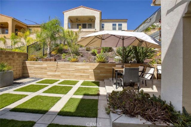 20523 Stella Place, Saugus, CA 91350
