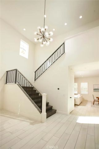 20523 Stella Place, Saugus, CA 91350