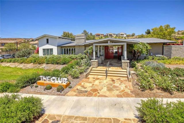 20523 Stella Place, Saugus, CA 91350