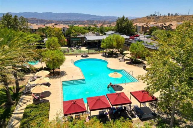 20523 Stella Place, Saugus, CA 91350
