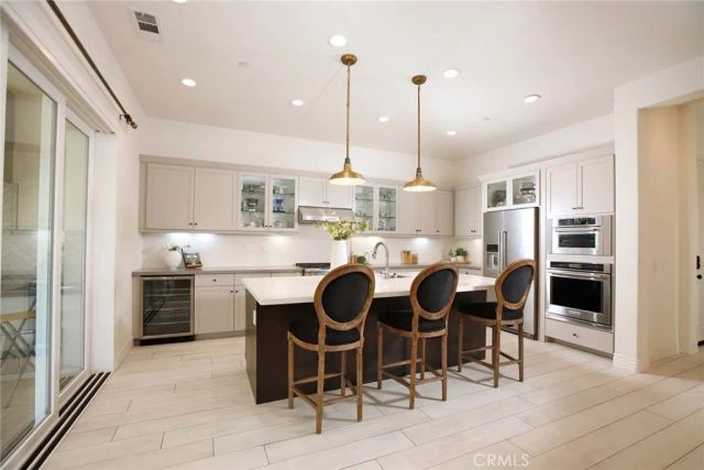 20523 Stella Place, Saugus, CA 91350