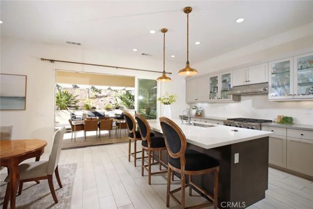20523 Stella Place, Saugus, CA 91350