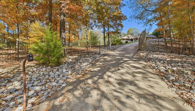 45 Bryson Rd, Eddyville, KY 42038