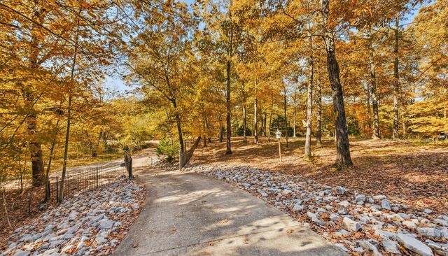 45 Bryson Rd, Eddyville, KY 42038